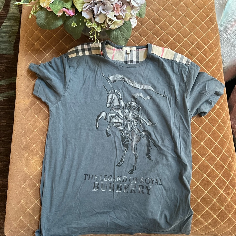 Vintage Burberry tshirt